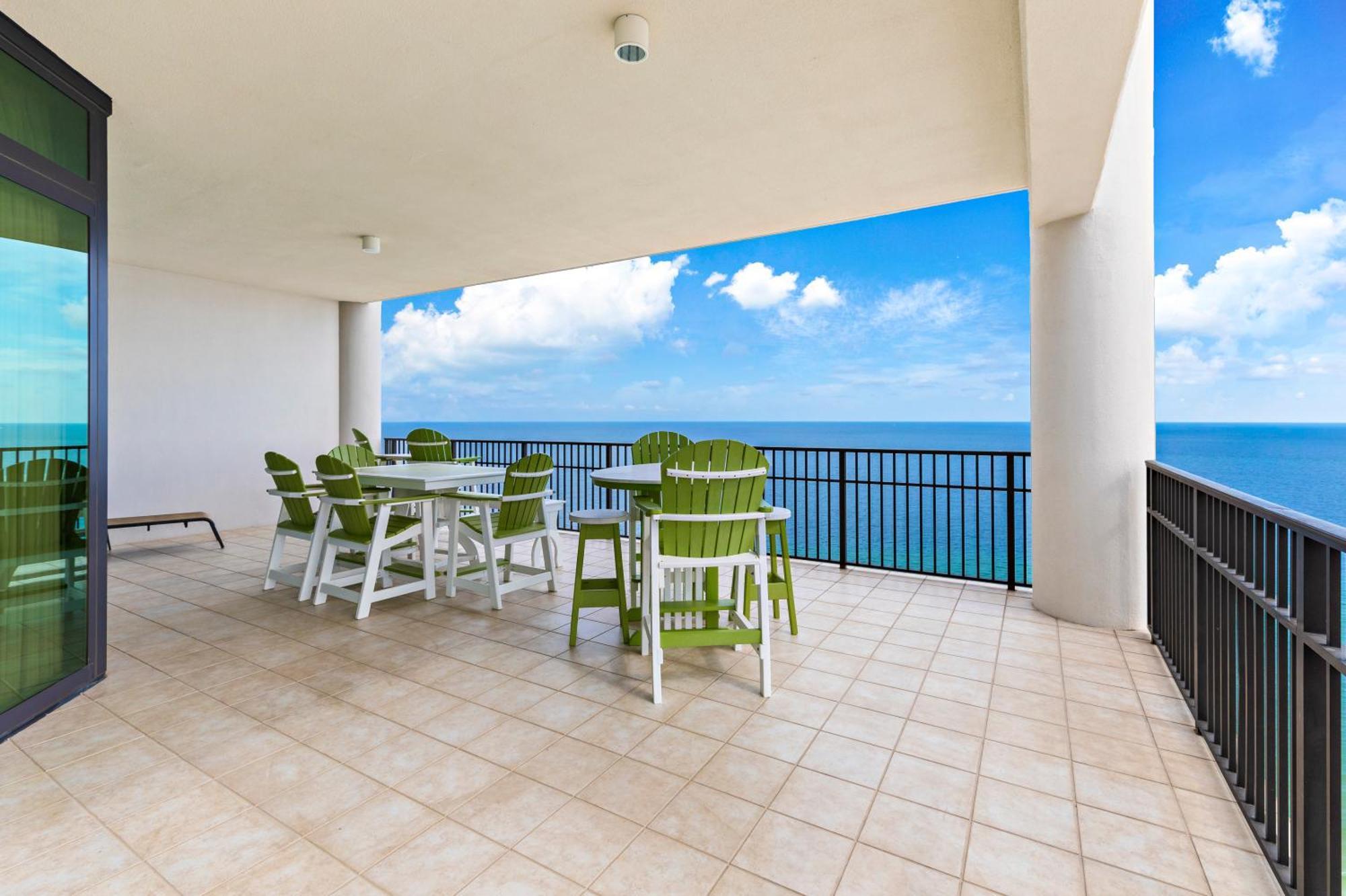 The Oasis At Orange By Hosteeva Apartment